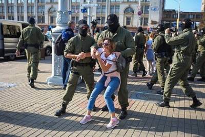 В Минске начались задержания участниц «Женского марша»