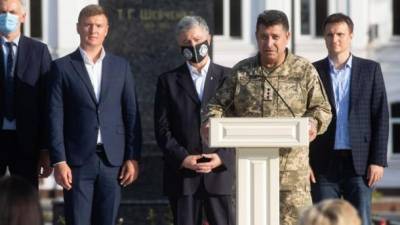 Полковника Исмаилова, возглавившего список "Европейской Солидарности" в Сумской облсовет, пытаются незаконно уволить с должности