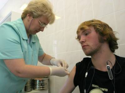 В Союзе педиатров призвали запретить госслужащим критиковать вакцинацию