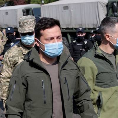 Зеленский посетил курсанта, выжившего в авиакатастрофе Ан-26