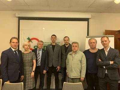 «Яблоко» выдвинуло кандидатов от оппозиции на довыборы в думу Екатеринбурга