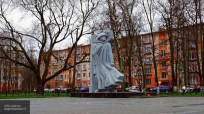 Беглов поручил сделать подсветку памятника Народному ополчению Ленинграда