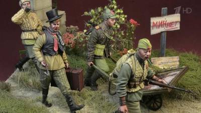 В Польше выпустили набор фигурок советских солдат в образе мародеров и пьяниц