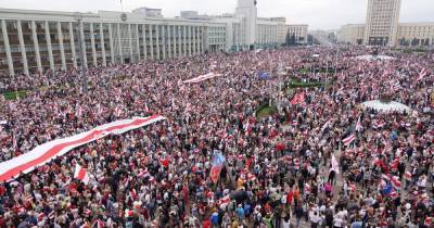 Минск упрекнул протестующих в несоблюдении соцдистанции