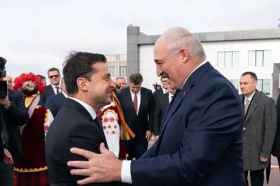 Следуя воле Запада: эксперты о непризнании Киевом инаугурации Лукашенко