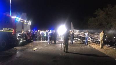 Спасатели закончили работы на месте падения самолета АН-26