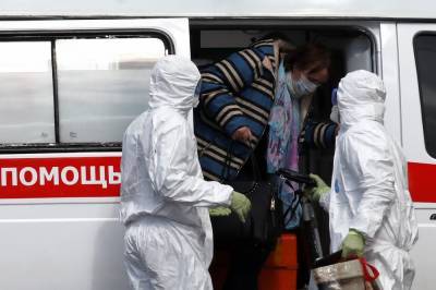 Количество выявленных в России случаев коронавируса выросло на 7 867