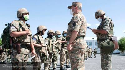 Правительство Армении обсудит введение частичного военного положения