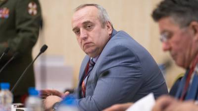 «Россия должна выступить миротворцем»: Франц Клинцевич о конфликте в Нагорном Карабахе