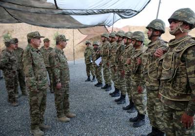 Азербайджанская армия ведет бои за важные высоты