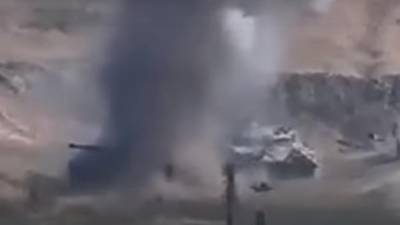 В Армении заявили о потере Баку в Карабахе вертолетов и танков