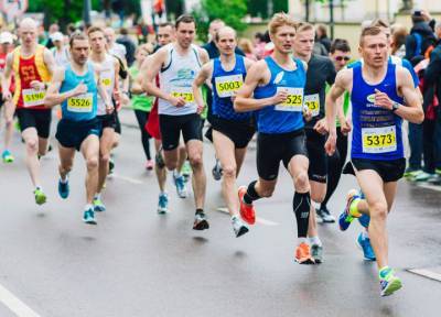 Сотрудники «ЦентроКредита» приняли участие в самом массовом забеге в РФ «Московский марафон»