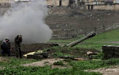 Франция призвала прекратить боевые действия в Карабахе