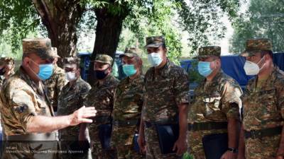 Ереван мобилизует военных запаса до 55 лет