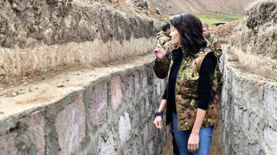 Жена армянского премьера прибыла в непризнанную НКР