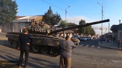 Минобороны Азербайджана показало кадры уничтожения военной техники Армении