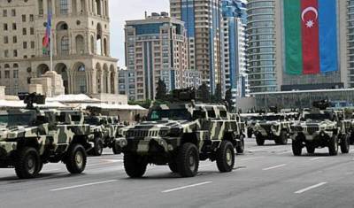В Азербайджане на части территории ввели военное положение и комендантский час