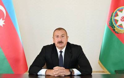 Баку вводит военное положение, Ереван угрожает признать независимость Карабаха