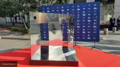 Петербуржцам представили новый арт-объект в День туризма