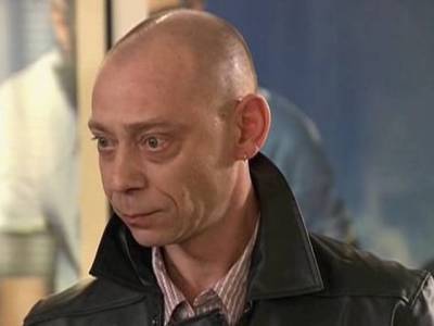 56-летний актер Никита Логинов умер на ступеньках театра