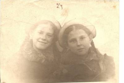 Две сестры: как сложились судьбы первоклассниц 1945 года