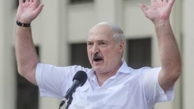 "Животное под влиянием препаратов", - оппозиционер Санников о Лукашенко