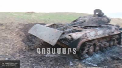Армия обороны Арцаха показала видео с уничтоженной техникой Азербайджана
