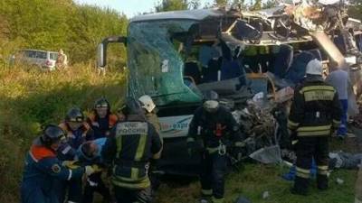 Шесть пассажиров автобуса погибли в ДТП в Калининградской области