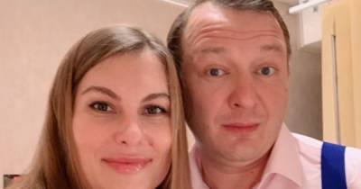 "Ложь": экс-жена Башарова опровергла заявление актера о воссоединении
