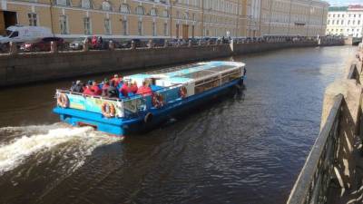 Беглов заявил, что Петербург во время пандемии развивает внутренний туризм