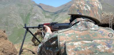 На границе Азербайджана и Армении погибли сотни солдат