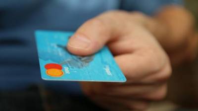Кредитные карты в России оказались под угрозой из-за нового законопроекта