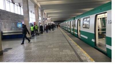 Злоумышленник сообщил о заминировании станций петербургского метро