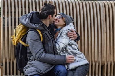 «Надежное плечо»: психолог дала мужчинам три совета, как сделать женщину счастливой