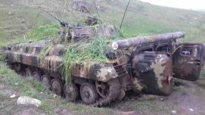 Военные Азербайджана показали видео уничтожения двух армянских танков
