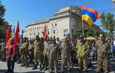 Армения не планирует обращаться к России за военной помощью