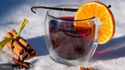 Названы полезные согревающие напитки, которые помогут не заболеть осенью
