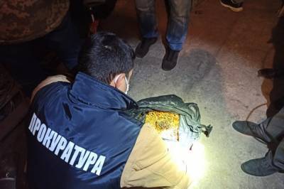 В Ровенской области разоблачили канал незаконного сбыта янтаря в Турцию: Организаторов задержали