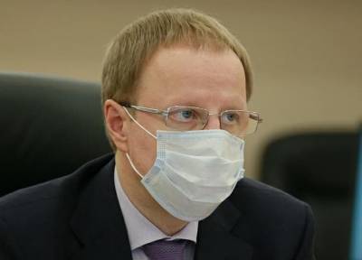 Заболевшему коронавирусом главе Алтайского края Виктору Томенко понадобилась госпитализация