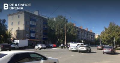В Казани из пожара в Ново-Савиновском районе перекрыли улицу Короленко