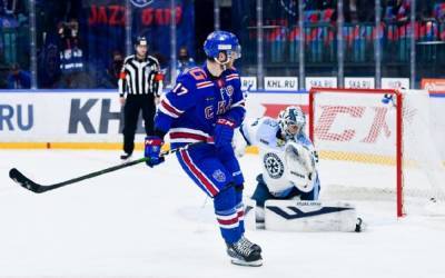 Петербургский СКА поместил в список травмированных 18 ведущих хоккеистов