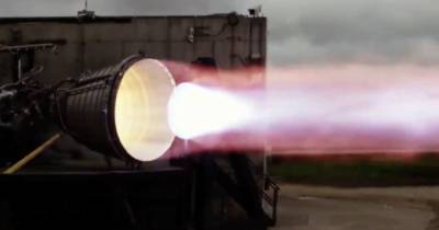 SpaceX испытал вакуумную версию двигателя Raptor
