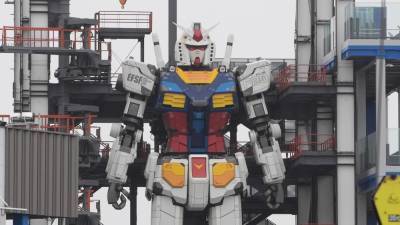 Гигантский робот Gundam весом в 25 тонн появился в Японии.