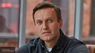 Меркель опровергла "отравление" Навального своим визитом в Charite