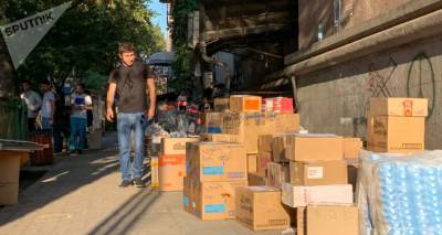 Ереванцы готовят к отправке в Карабах партию гуманитарной помощи для военных