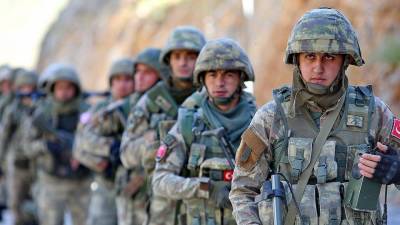 Турция не будет спешить с отправкой военных в Карабах