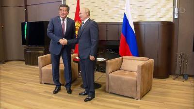 Владимир Путин в Сочи провел встречу с президентом Киргизии Сооронбаем Жээнбековым