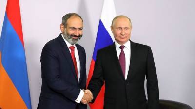 Армянский депутат сравнил сотрудничество с Россией и НАТО