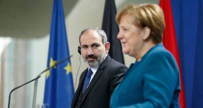 "Обуздайте агрессию Турции": Пашинян и Меркель обсудили ситуацию в Карабахе
