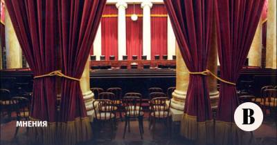 Политика в судейской мантии